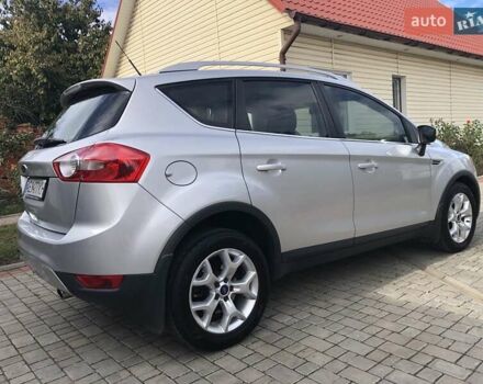 Сірий Форд Куга, об'ємом двигуна 2 л та пробігом 142 тис. км за 10300 $, фото 92 на Automoto.ua