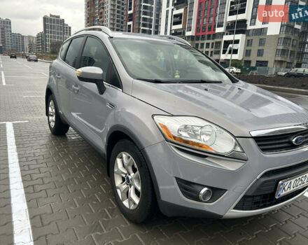 Сірий Форд Куга, об'ємом двигуна 2 л та пробігом 187 тис. км за 11000 $, фото 1 на Automoto.ua