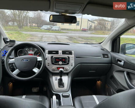 Серый Форд Куга, объемом двигателя 2 л и пробегом 180 тыс. км за 10900 $, фото 32 на Automoto.ua