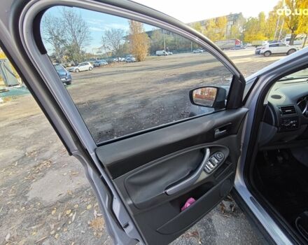 Форд Куга 2011 в Киеве на Automoto.ua Серый Форд Куга, объемом двигателя 0 л и пробегом 183 тыс. км за 10500 $, фото 8 на Automoto.ua