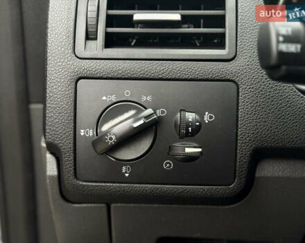 Серый Форд Куга, объемом двигателя 2 л и пробегом 182 тыс. км за 9250 $, фото 24 на Automoto.ua