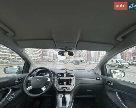 Сірий Форд Куга, об'ємом двигуна 2 л та пробігом 187 тис. км за 11000 $, фото 43 на Automoto.ua