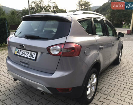 Серый Форд Куга, объемом двигателя 2 л и пробегом 245 тыс. км за 8900 $, фото 5 на Automoto.ua
