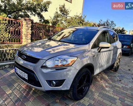 Форд Куга 2011 в Тернополе на Automoto.ua Серый Форд Куга, объемом двигателя 2 л и пробегом 252 тыс. км за 11000 $, фото 6 на Automoto.ua