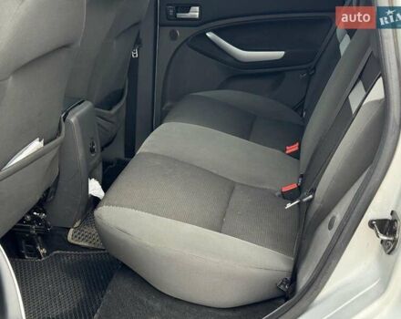 Серый Форд Куга, объемом двигателя 2.5 л и пробегом 189 тыс. км за 11490 $, фото 18 на Automoto.ua