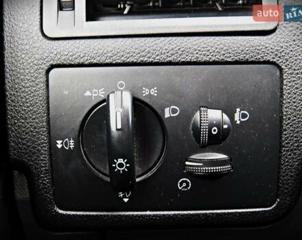 Форд Куга 2011 у Черкасах на Automoto.ua Сірий Форд Куга, об'ємом двигуна 2 л та пробігом 200 тис. км за 10500 $, фото 9 на Automoto.ua