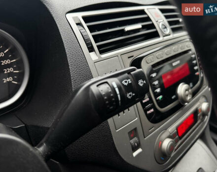 Серый Форд Куга, объемом двигателя 2 л и пробегом 182 тыс. км за 9250 $, фото 27 на Automoto.ua