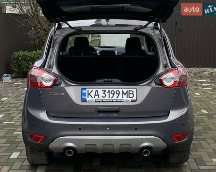 Сірий Форд Куга, об'ємом двигуна 2 л та пробігом 210 тис. км за 12100 $, фото 14 на Automoto.ua