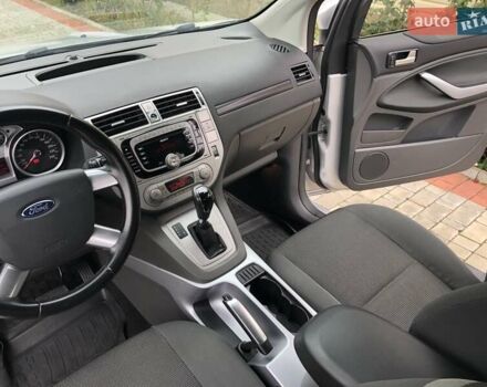 Сірий Форд Куга, об'ємом двигуна 2 л та пробігом 142 тис. км за 10300 $, фото 40 на Automoto.ua
