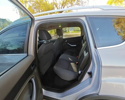 Форд Куга 2011 в Киеве на Automoto.ua Серый Форд Куга, объемом двигателя 0 л и пробегом 183 тыс. км за 10500 $, фото 11 на Automoto.ua