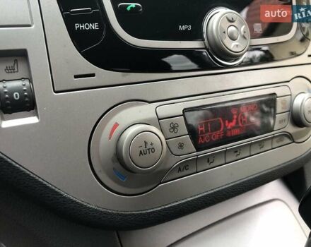 Сірий Форд Куга, об'ємом двигуна 2 л та пробігом 142 тис. км за 10300 $, фото 51 на Automoto.ua
