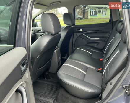 Серый Форд Куга, объемом двигателя 2 л и пробегом 180 тыс. км за 10900 $, фото 29 на Automoto.ua