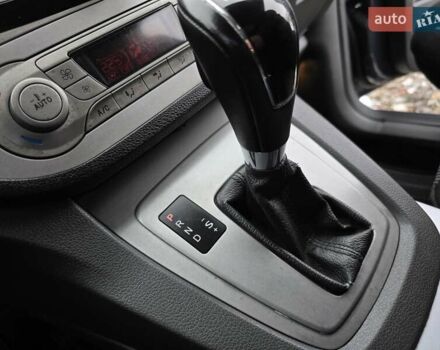 Серый Форд Куга, объемом двигателя 2 л и пробегом 250 тыс. км за 10999 $, фото 17 на Automoto.ua