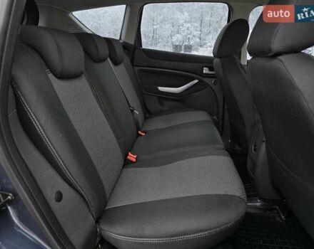Серый Форд Куга, объемом двигателя 2 л и пробегом 250 тыс. км за 10999 $, фото 22 на Automoto.ua