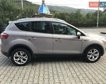 Сірий Форд Куга, об'ємом двигуна 2 л та пробігом 245 тис. км за 9700 $, фото 4 на Automoto.ua
