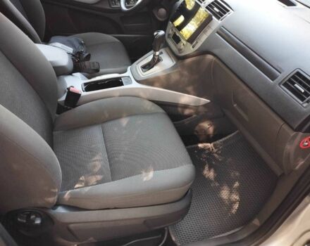 Серый Форд Куга, объемом двигателя 2 л и пробегом 195 тыс. км за 10800 $, фото 14 на Automoto.ua