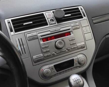 Форд Куга 2011 в Виннице на Automoto.ua Серый Форд Куга, объемом двигателя 2 л и пробегом 124 тыс. км за 10800 $, фото 1 на Automoto.ua