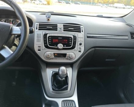 Серый Форд Куга, объемом двигателя 2 л и пробегом 286 тыс. км за 9500 $, фото 22 на Automoto.ua