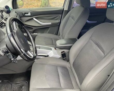 Серый Форд Куга, объемом двигателя 2 л и пробегом 282 тыс. км за 9500 $, фото 8 на Automoto.ua