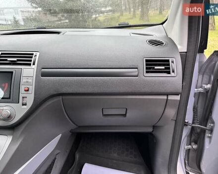 Серый Форд Куга, объемом двигателя 2 л и пробегом 235 тыс. км за 12700 $, фото 89 на Automoto.ua