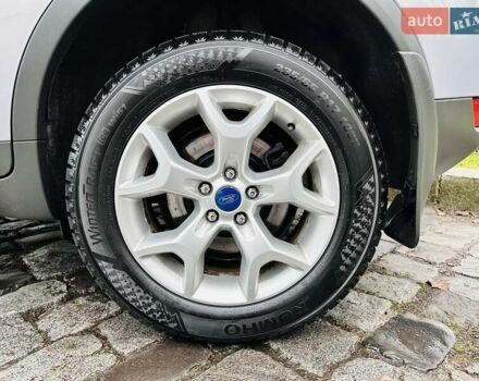 Серый Форд Куга, объемом двигателя 2 л и пробегом 235 тыс. км за 12700 $, фото 11 на Automoto.ua