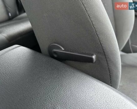 Серый Форд Куга, объемом двигателя 2 л и пробегом 235 тыс. км за 12700 $, фото 94 на Automoto.ua