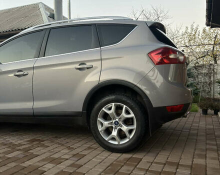 Серый Форд Куга, объемом двигателя 2 л и пробегом 134 тыс. км за 11500 $, фото 12 на Automoto.ua