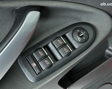 Серый Форд Куга, объемом двигателя 2 л и пробегом 108 тыс. км за 12990 $, фото 11 на Automoto.ua