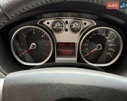 Сірий Форд Куга, об'ємом двигуна 2 л та пробігом 176 тис. км за 11500 $, фото 23 на Automoto.ua