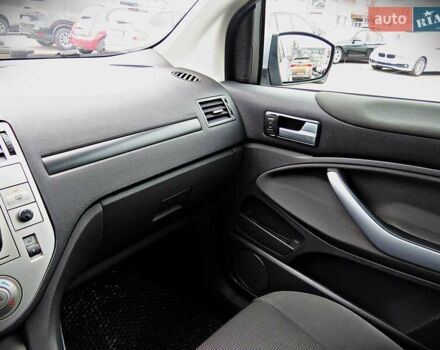 Сірий Форд Куга, об'ємом двигуна 2 л та пробігом 218 тис. км за 9600 $, фото 11 на Automoto.ua