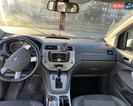 Сірий Форд Куга, об'ємом двигуна 2 л та пробігом 199 тис. км за 11000 $, фото 19 на Automoto.ua