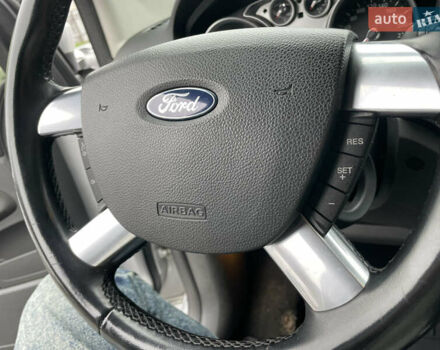 Серый Форд Куга, объемом двигателя 2 л и пробегом 230 тыс. км за 9200 $, фото 11 на Automoto.ua