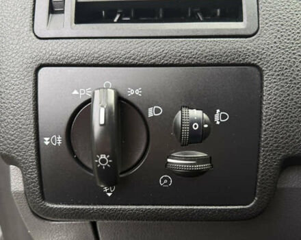 Серый Форд Куга, объемом двигателя 2 л и пробегом 184 тыс. км за 9500 $, фото 26 на Automoto.ua