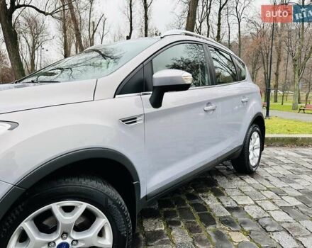 Серый Форд Куга, объемом двигателя 2 л и пробегом 235 тыс. км за 12700 $, фото 8 на Automoto.ua