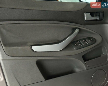 Сірий Форд Куга, об'ємом двигуна 2 л та пробігом 108 тис. км за 12990 $, фото 10 на Automoto.ua