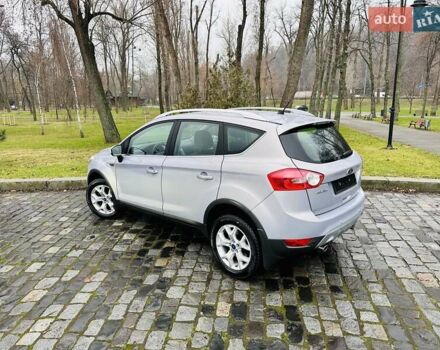 Серый Форд Куга, объемом двигателя 2 л и пробегом 235 тыс. км за 12700 $, фото 45 на Automoto.ua