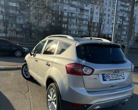 Сірий Форд Куга, об'ємом двигуна 2 л та пробігом 199 тис. км за 11000 $, фото 2 на Automoto.ua