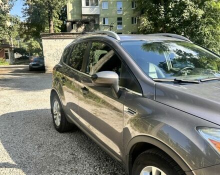 Сірий Форд Куга, об'ємом двигуна 2.5 л та пробігом 61 тис. км за 11500 $, фото 2 на Automoto.ua