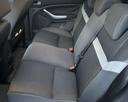 Серый Форд Куга, объемом двигателя 2 л и пробегом 134 тыс. км за 11500 $, фото 21 на Automoto.ua