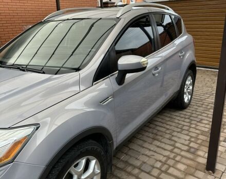 Серый Форд Куга, объемом двигателя 2 л и пробегом 134 тыс. км за 12500 $, фото 2 на Automoto.ua