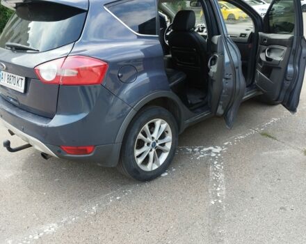 Серый Форд Куга, объемом двигателя 2 л и пробегом 240 тыс. км за 10600 $, фото 12 на Automoto.ua