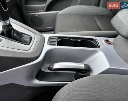 Серый Форд Куга, объемом двигателя 2 л и пробегом 235 тыс. км за 12700 $, фото 74 на Automoto.ua