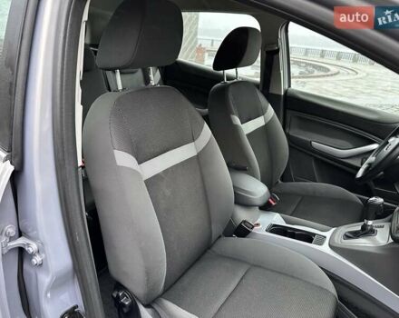 Серый Форд Куга, объемом двигателя 2 л и пробегом 235 тыс. км за 12700 $, фото 88 на Automoto.ua