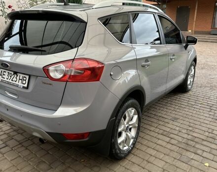 Серый Форд Куга, объемом двигателя 2 л и пробегом 134 тыс. км за 12500 $, фото 4 на Automoto.ua