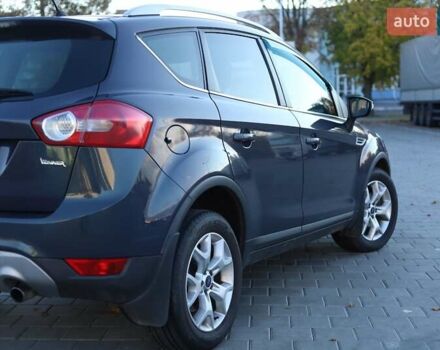 Серый Форд Куга, объемом двигателя 2 л и пробегом 204 тыс. км за 11200 $, фото 11 на Automoto.ua