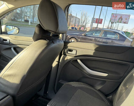 Сірий Форд Куга, об'ємом двигуна 2 л та пробігом 199 тис. км за 11000 $, фото 13 на Automoto.ua