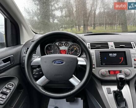 Серый Форд Куга, объемом двигателя 2 л и пробегом 235 тыс. км за 12700 $, фото 97 на Automoto.ua