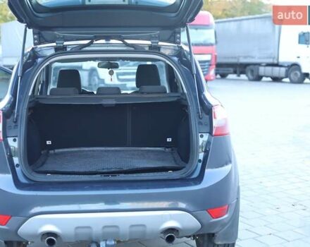 Серый Форд Куга, объемом двигателя 2 л и пробегом 204 тыс. км за 11200 $, фото 6 на Automoto.ua