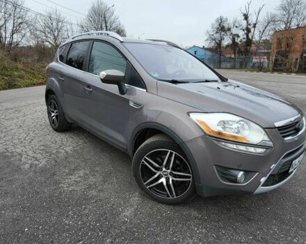 Серый Форд Куга, объемом двигателя 2 л и пробегом 202 тыс. км за 6298 $, фото 3 на Automoto.ua