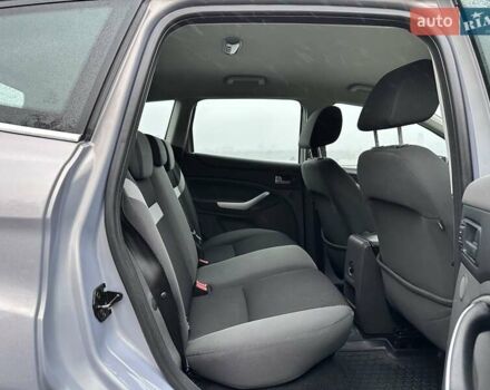 Серый Форд Куга, объемом двигателя 2 л и пробегом 235 тыс. км за 12700 $, фото 84 на Automoto.ua